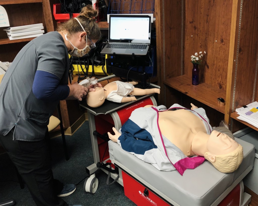 TCMC Nurse Debbie using the RQI Simulator